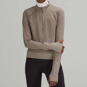 NWOT lululemon rest less cropped half zip - size 2